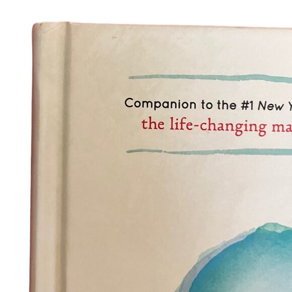 Spark Joy:  An Illustrated Master Class on the Art of Organizing and Tidying Up - Picture 14 of 16